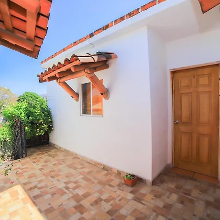 BM Zihua Casa de Huéspedes