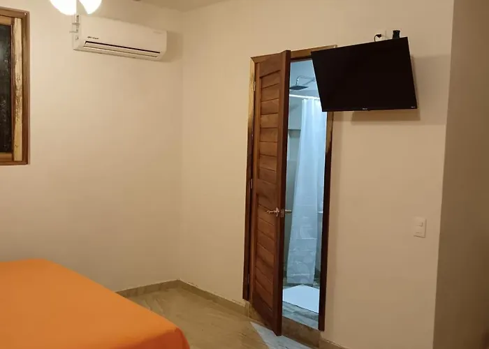 Pensión Bm Zihua Zihuatanejo