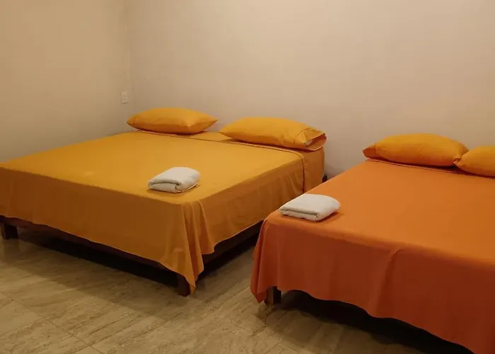 Bm Zihua Pensión 4*