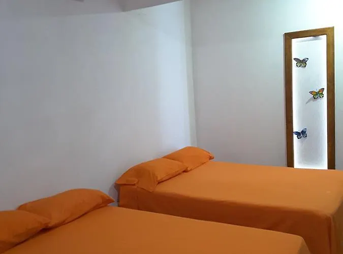 Pensión Bm Zihua 4*